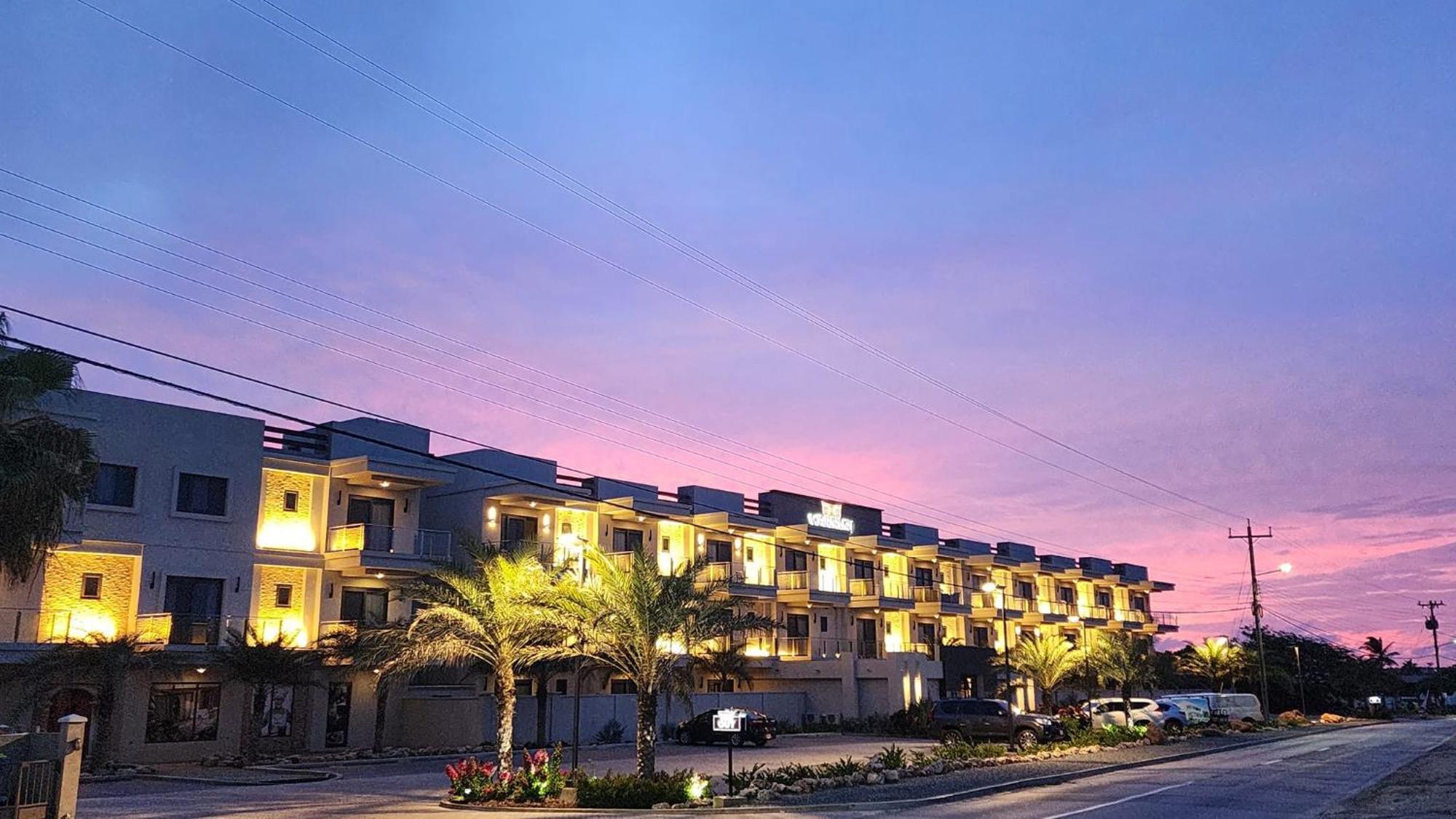 Wariruri Condos Aruba Palm Beach Exterior photo