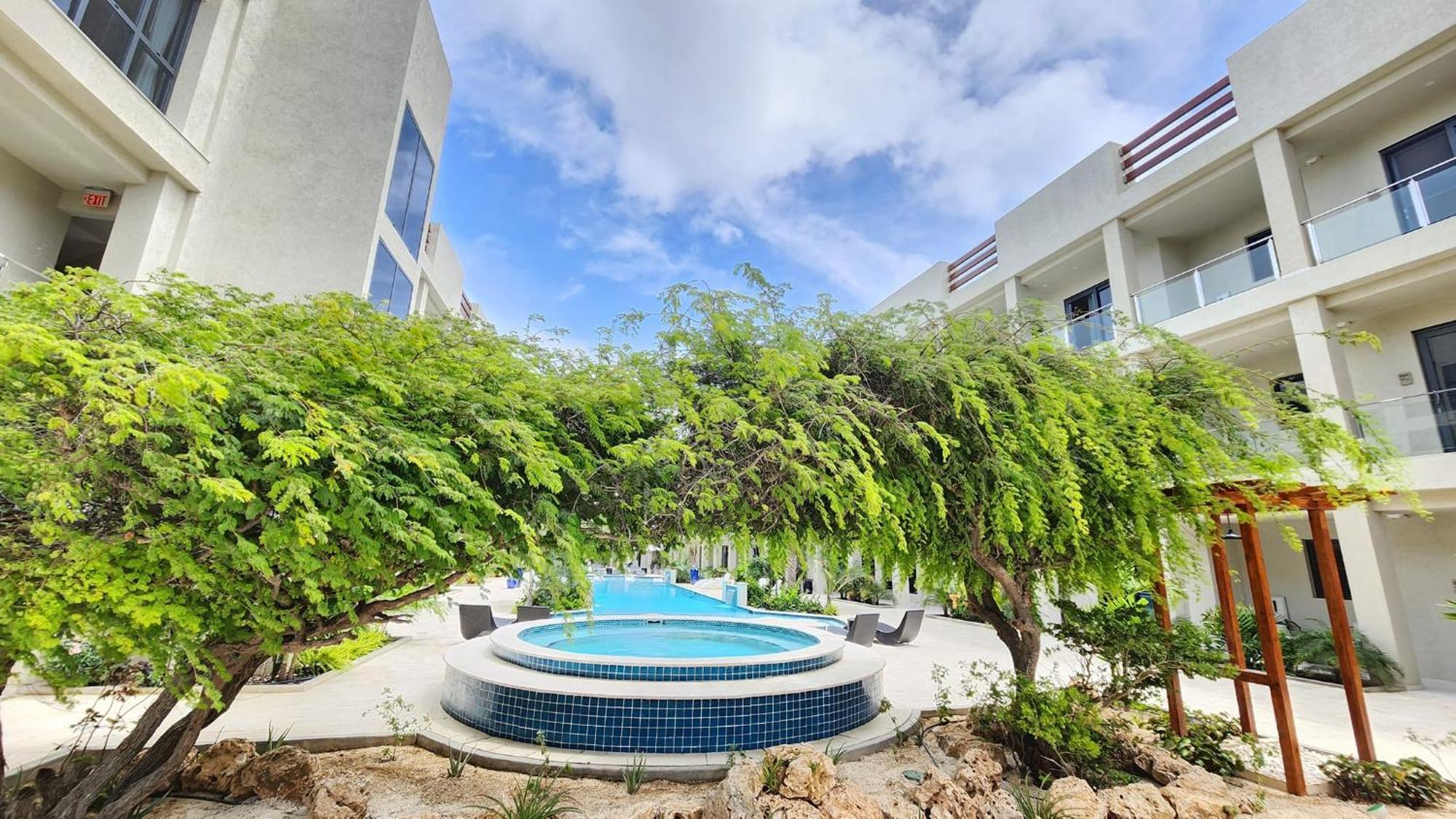 Wariruri Condos Aruba Palm Beach Exterior photo